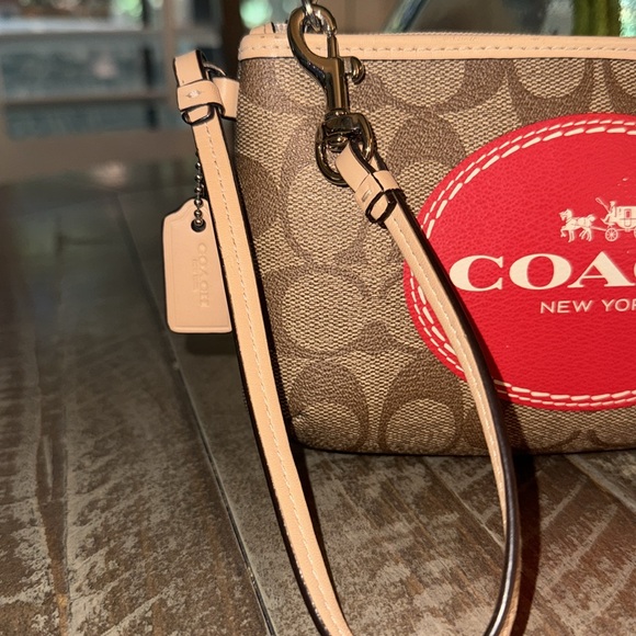 NWOT, Coach signature khaki / red Coach logo wristlet. - Picture 3 of 7